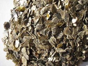 Wholesale sio2 block: Silvery Vermiculite Ore/Sinkiang Vermciulite
