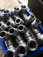 Sell Hydraulic hose fittings and Adapters