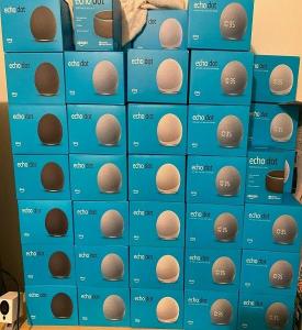 Wholesale Speakers: Echo Dot 4 (4rd Gen) Smart Speaker with Alexa.