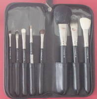 Sell cosmetic  brush set