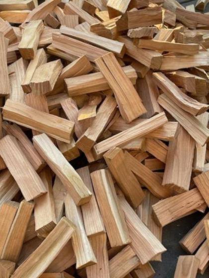 Sell Firewood Kiln Dried Tiny Wholesale in Pallets