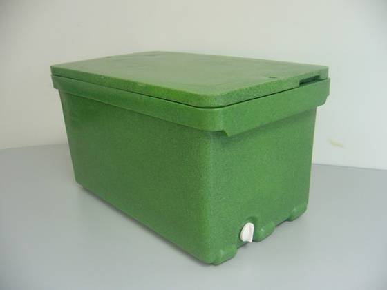 plastic fish box