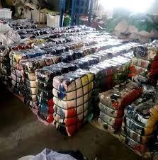 Wholesale clothes: Thrift Vintage Clothes and Shoes