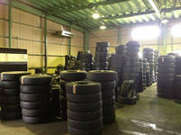 Brand New and Used Tyres (Tires) Whole Scrap Tyres