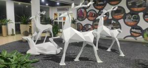Wholesale stainless steel sculpture: Deer Sculpture Stainless Steel White Paint Finish