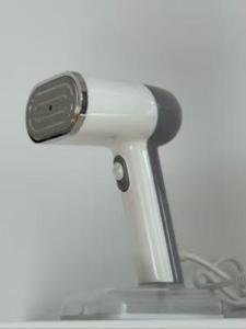 Wholesale make up brushes: High-Steam-Pressure Handheld Steamer for Stubborn Wrinkles
