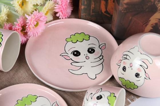 used dinnerware