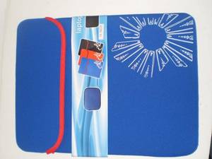 Wholesale cover cases: Laptop Zippered, Shock Absorbant Covers