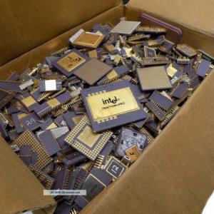 Wholesale scrap: CPU Scrap Intel Pentium Pro 150 MHZ SY011 256K KB80521EX150 Rare Vintage