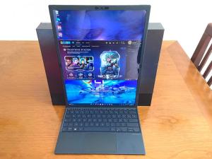 Wholesale laptop: Brand New ASUS Zenbook 17 Fold OLED 12th Gen Intel Core I7 Window 11 Pro (UX9702)