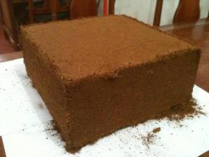 Wholesale green house: Coir Pith Block / Coco Peat / Koko Peat / Coir Peat