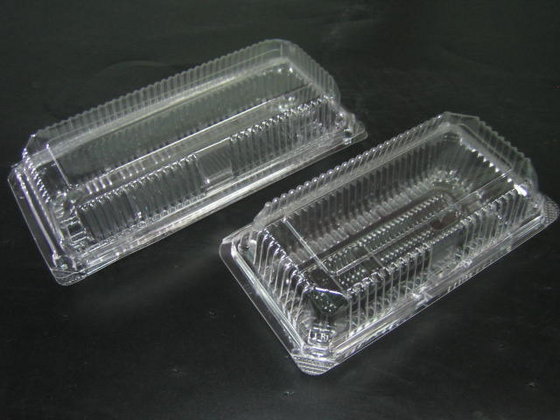 clear plastic hinged boxes