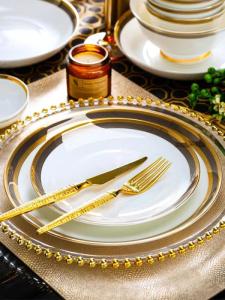 Step by Step Ceramic Tableware