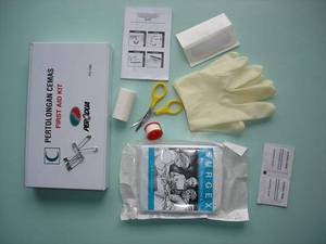 Wholesale aids pin long pin: First Aid Kit