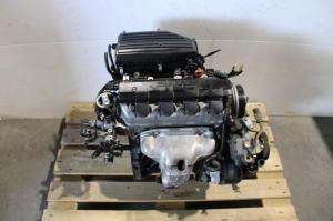 Wholesale engine pump parts: Used Honda Civic 2001-2005 1.7l JDM Full Engine Transmission Automatic for Sale.
