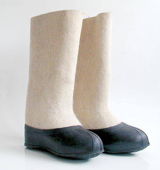 felt winter boots