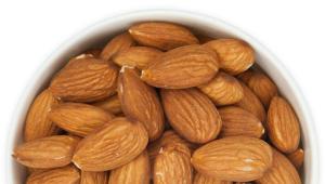 Wholesale suit: Sweet Organic California Almond Raw / Baked Available USA