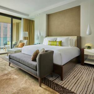 Wholesale furniture hinge: High Quality Hotel Furniture 5 Star Bed Room Furniture