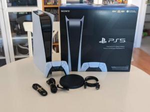Wholesale p: SONY P S 5 Blu-ray Disc Console +2 DualSense P-S-5 Wireless Controllers