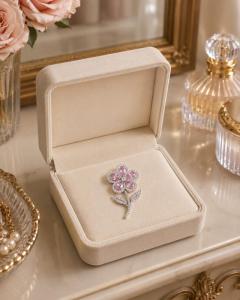 Wholesale outerwear coat: Brooch Periwinkle Wholesale outerwear coat: Brooch Periwinkle