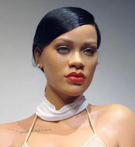 Wholesale musical art: Customized Female Singer Rihanna Figure Make Your Own Wax Sculpture