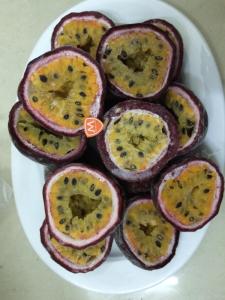 Wholesale fresh passion fruit: Fresh/ Frozen/ Crush Passion Fruit From Viet Nam