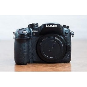 Wholesale mos: Panasonic LUMIX DMC-GH4 16.0MP Digital Camera