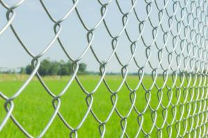 Wholesale chain link fencing: Chain Link Mesh with Galvanised Coating/Chain Link Fence/Hot Dipped Galvanized Chain Link Fencing