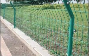 Wholesale 1.5 3 6m: welded Wire Mesh Fence