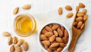 Wholesale hair nutrition: Factory Wholesale Free Sample Carrier Oil Cold Pressed 100% Pure Natural Organic Almond Oil for Cook